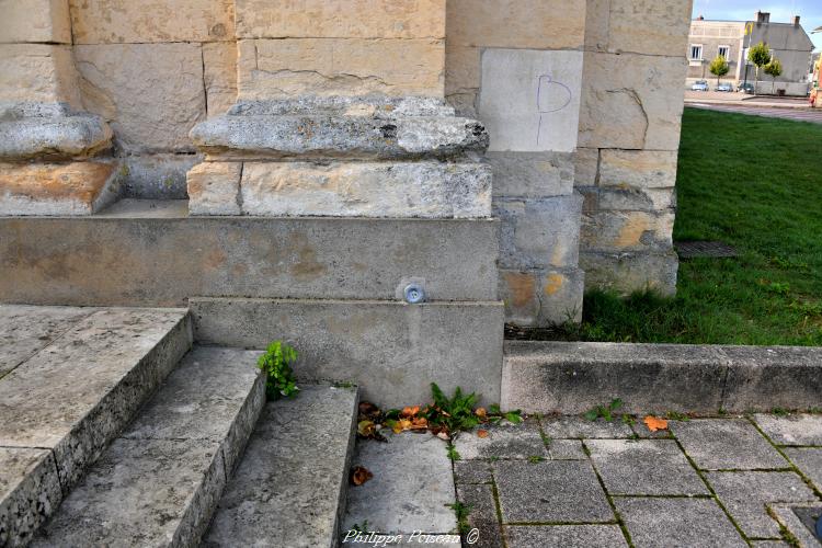 Repère de nivèlement de Guérigny un patrimoine