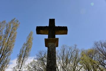 Croix de Menou Nièvre Passion