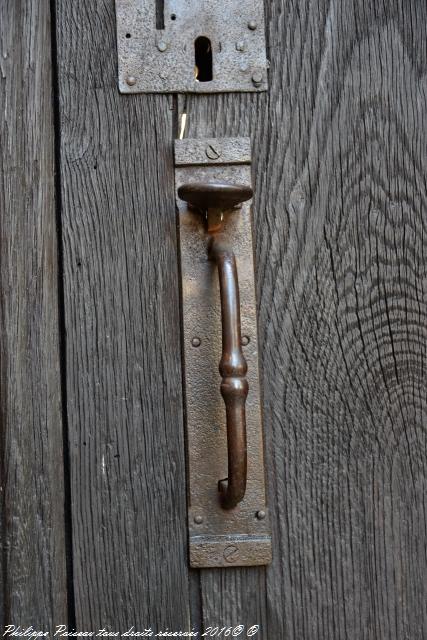 Poignées et Boutons de porte du Nivernais
