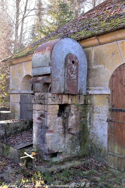 Le grand lavoir de Champlemy