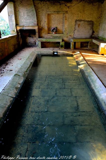 Le grand lavoir de Champlemy