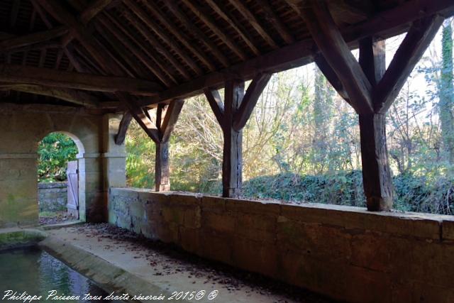 Le grand lavoir de Champlemy