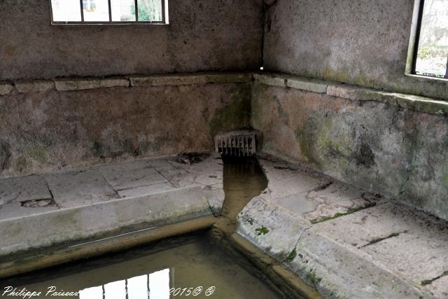 Le lavoir de La Maison Gaulon Nièvre Passion