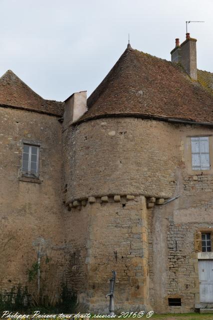 Château de Corbigny 