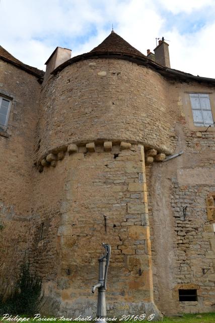 Château de Corbigny