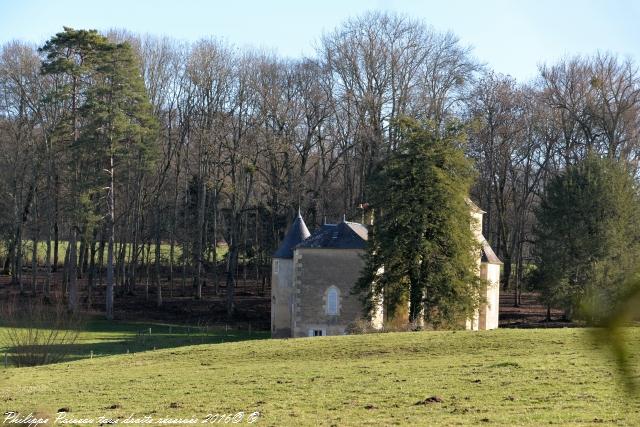 Le château de Venille de Saint-Éloi un beau patrimoine