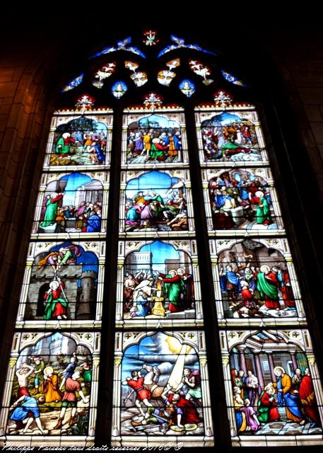 Vitraux de l'église de Corbigny Nièvre Passion