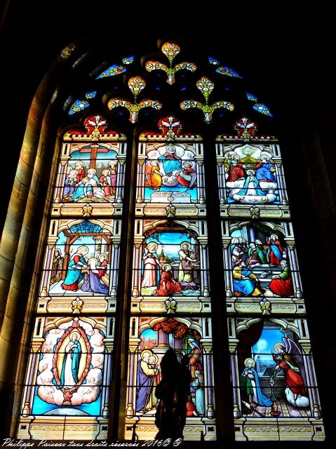 Vitraux de l'église de Corbigny Nièvre Passion