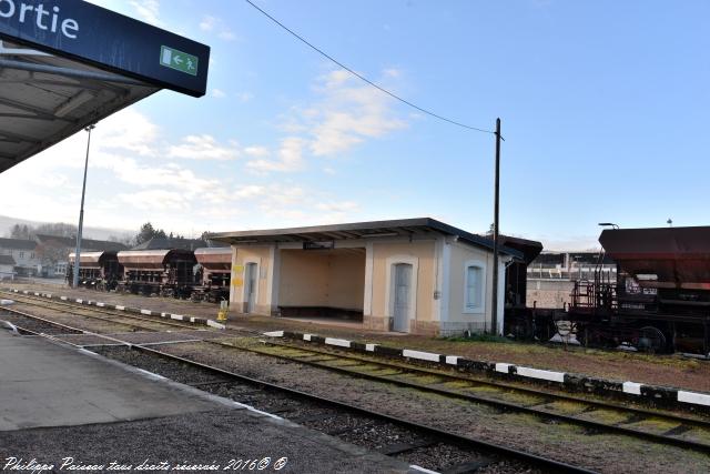 la gare de Corbigny