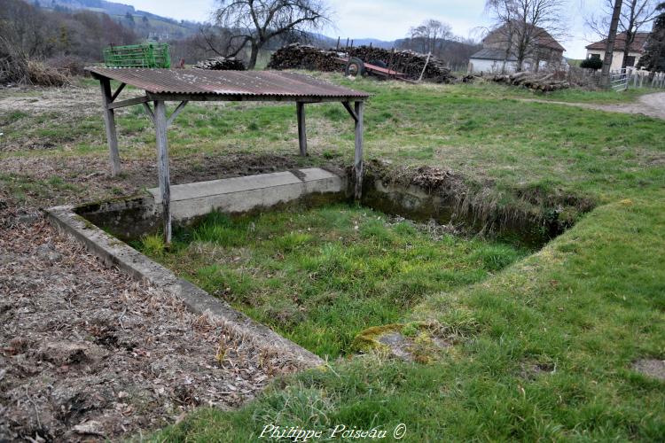 Le petit lavoir de Vaupranges