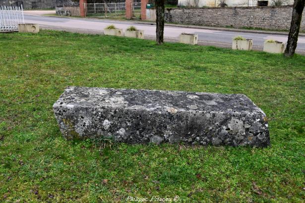 Pierres des Morts de Bazolles