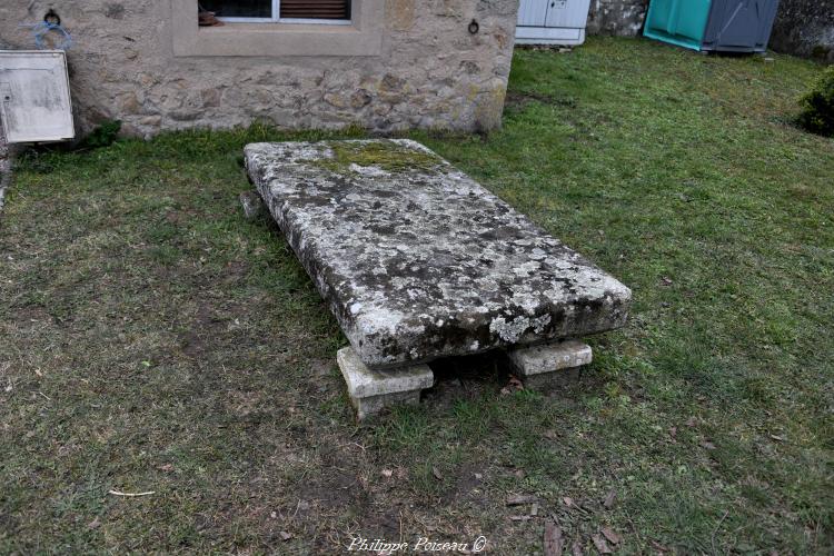 Grande pierre des morts de Gacogne un patrimoine