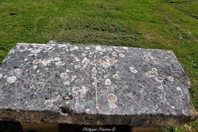Les pierres des morts