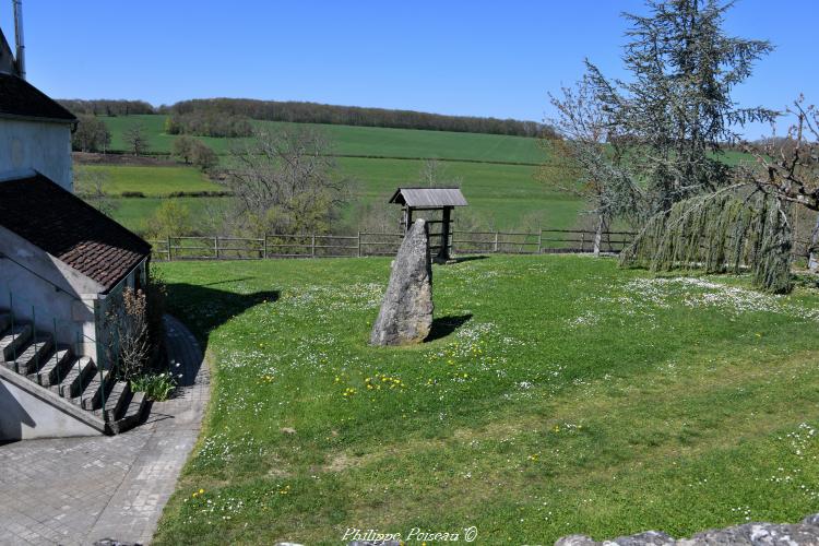 Pierre dressée de Le Plessis un patrimoine