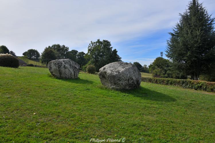 Les pierres de Saint-Maurice de Millay un beau patrimoine