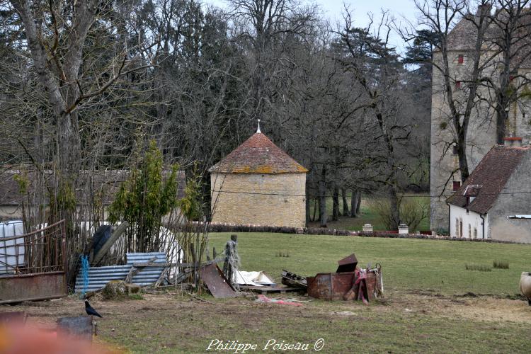 Pigeonnier de Chevenon un beau patrimoine