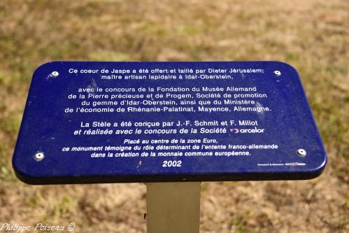 Place de l’Euro de Montreuillon Nièvre Passion