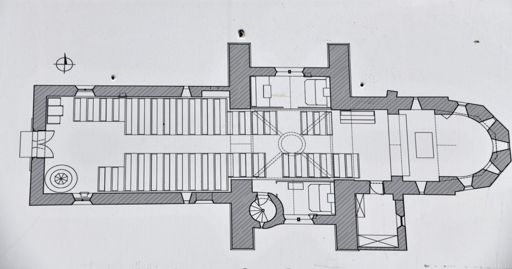 Cette image a un attribut alt vide ; le nom du fichier est Plan-eglise-de-Bazolles-1000x526.jpg