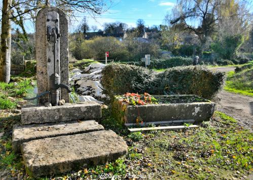 Pompe à bras de Rémilly un patrimoine