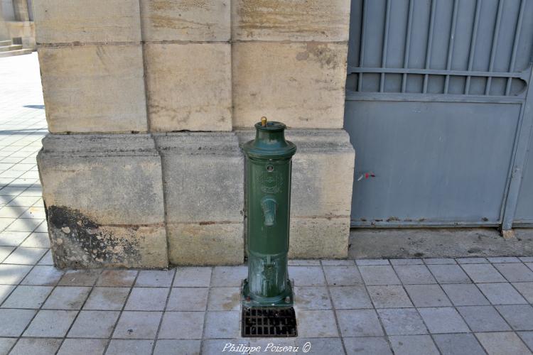 Borne fontaine de Clamecy un patrimoine