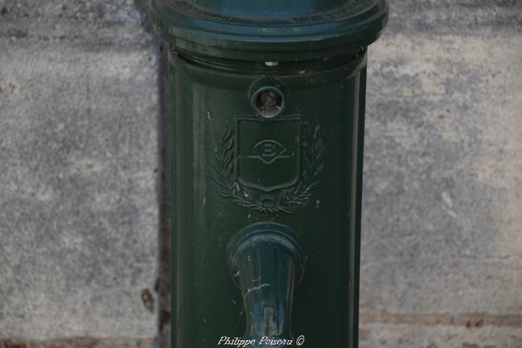 Borne fontaine de Clamecy