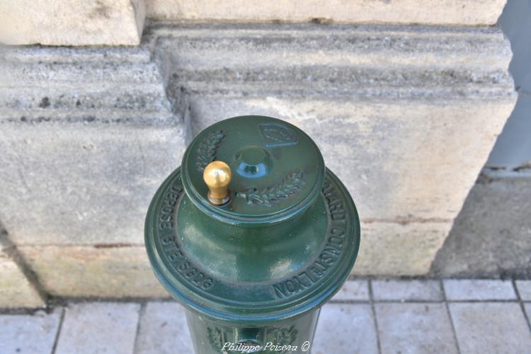 Borne fontaine de Clamecy