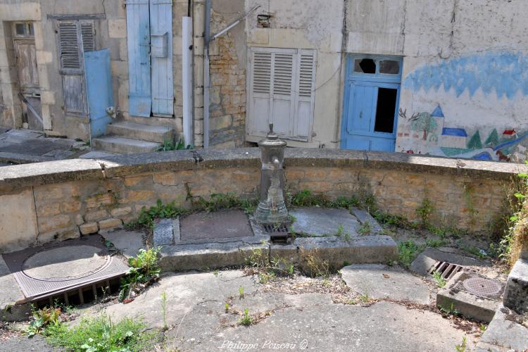 Borne Fontaine de la rue de l'Abreuvoir