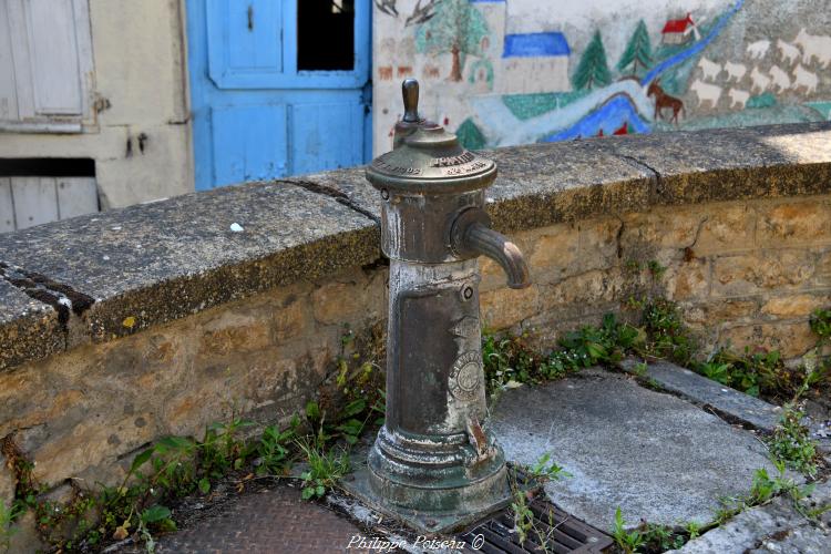 Borne Fontaine de la rue de l’Abreuvoir un patrimoine