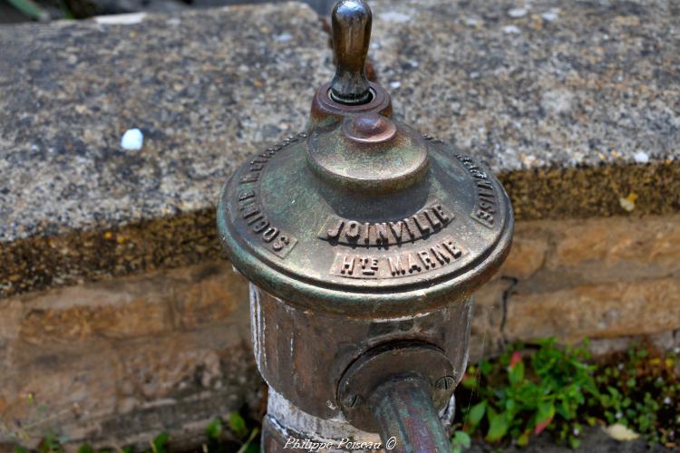 Borne Fontaine de la rue de l'Abreuvoir