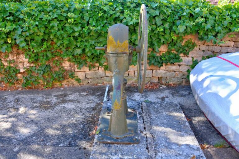 Une Pompe de Corvol-L'Orgueuilleux