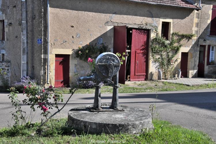 Pompe de Flez un petit patrimoine