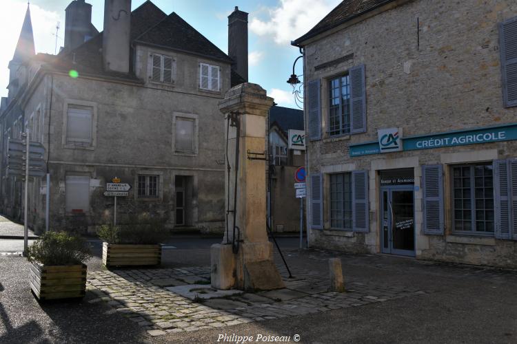 Pompe du puits de fer un beau patrimoine