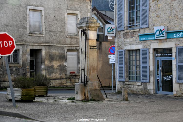 Pompe du puits de fer un beau patrimoine