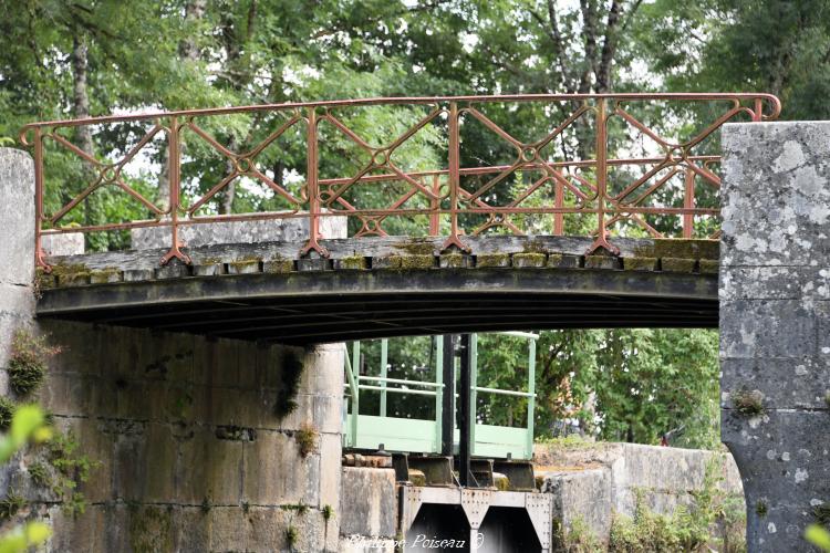 Le pont de Chantenot