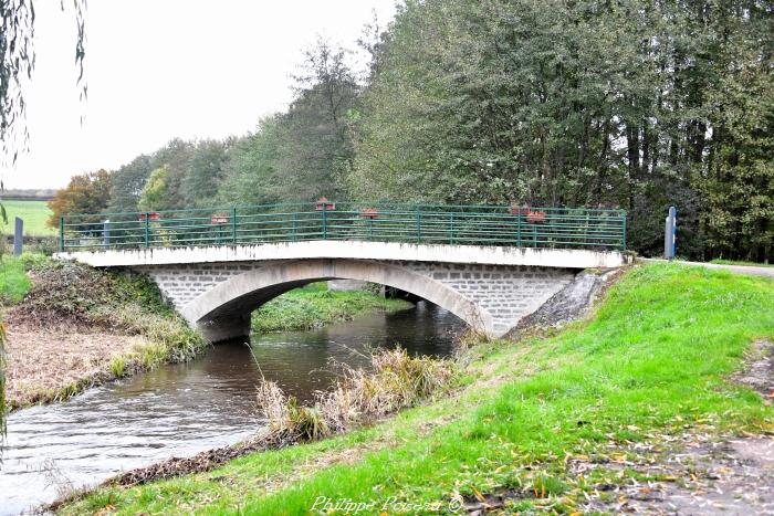 Pont de Précy Cervon un ouvrage des ponts et chaussées