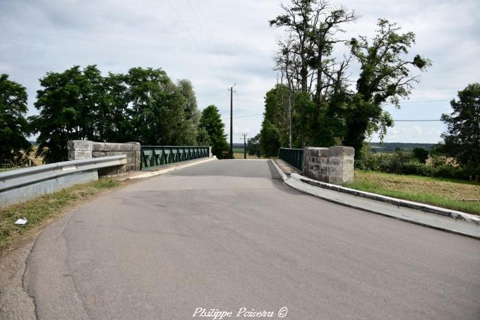 Pont du canal à "Maison Neuve"