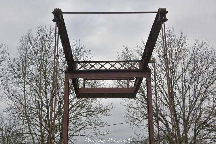 Pont Levis de Chaumot