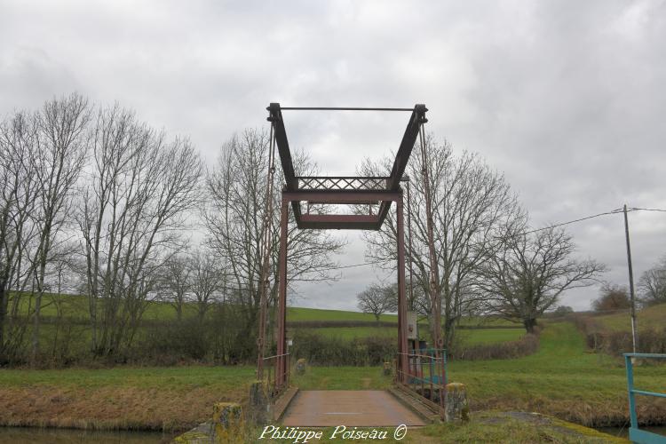 Pont Levis de Chaumot