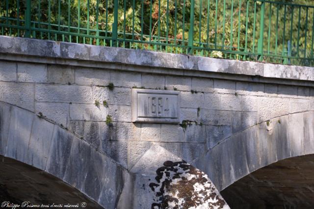 Pont sur l'Yonne à Asnois nièvre Passion