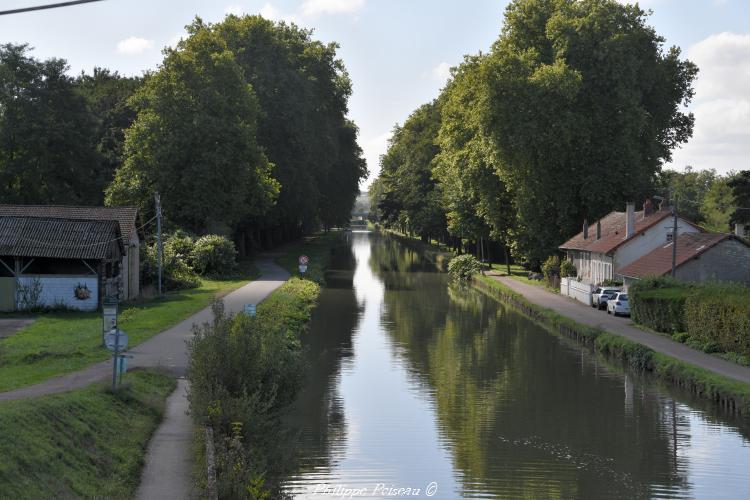 Le port de la Jonction de Nevers