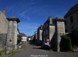 Porte de Bourgogne de Dornecy