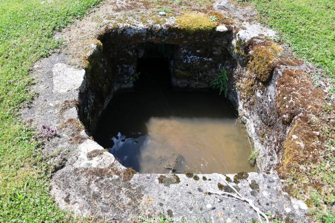 Puits de "Les Auges"