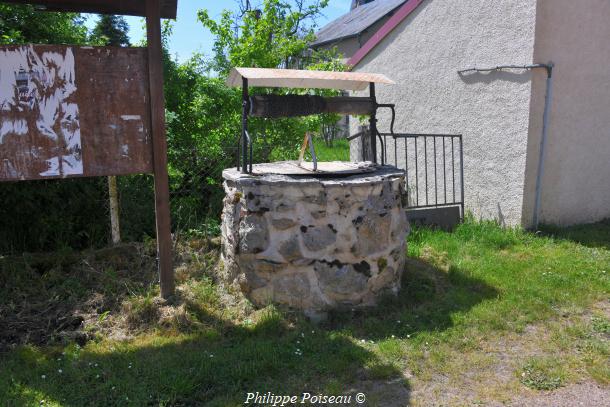 Puits de Montigny-sur-Canne