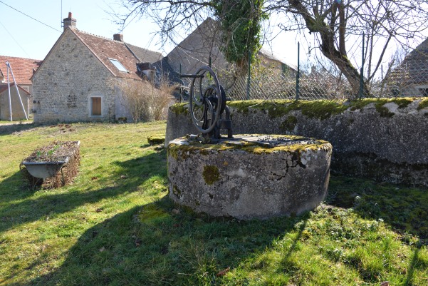 Puits de Neuilly un patrimoine vernaculaire