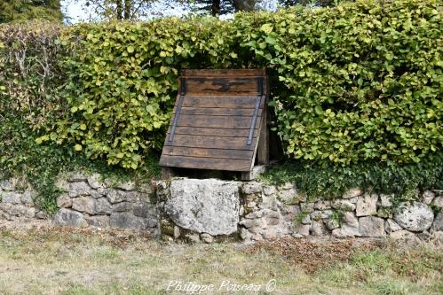 Puits du Champ de l’ Étang un patrimoine vernaculaire