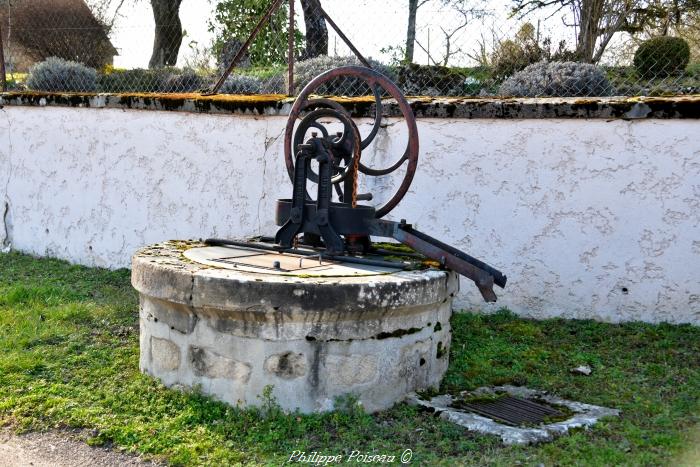 Puits du carrefour de Saint-Franchy un patrimoine