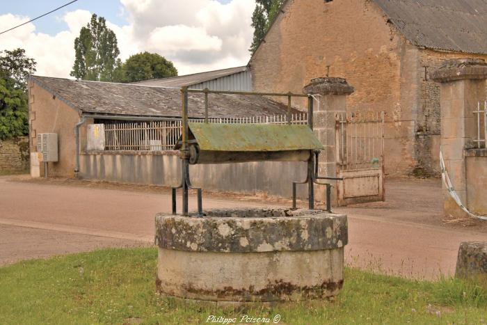 Puits du cimetière de Corvol d’Embernard un beau patrimoine