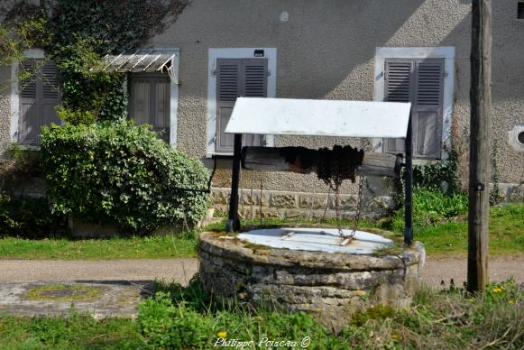 Puits du hameau La Bondé