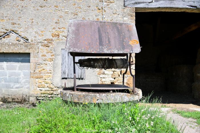 Puits du hameau "Le Chemin"