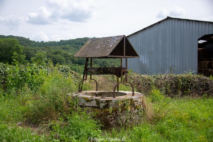 Puits du hameau de Jeaux